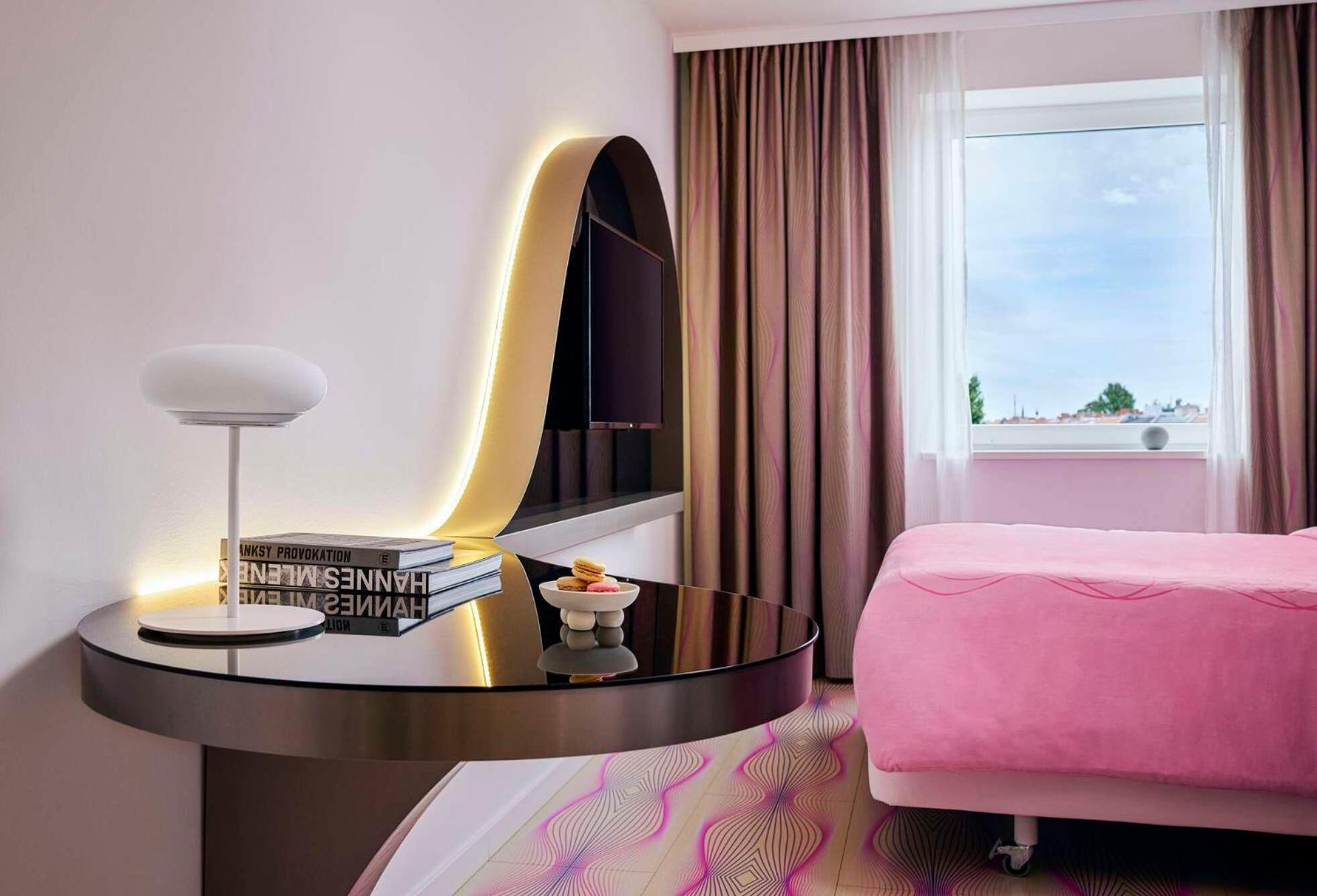 Hotel Nhow 4*